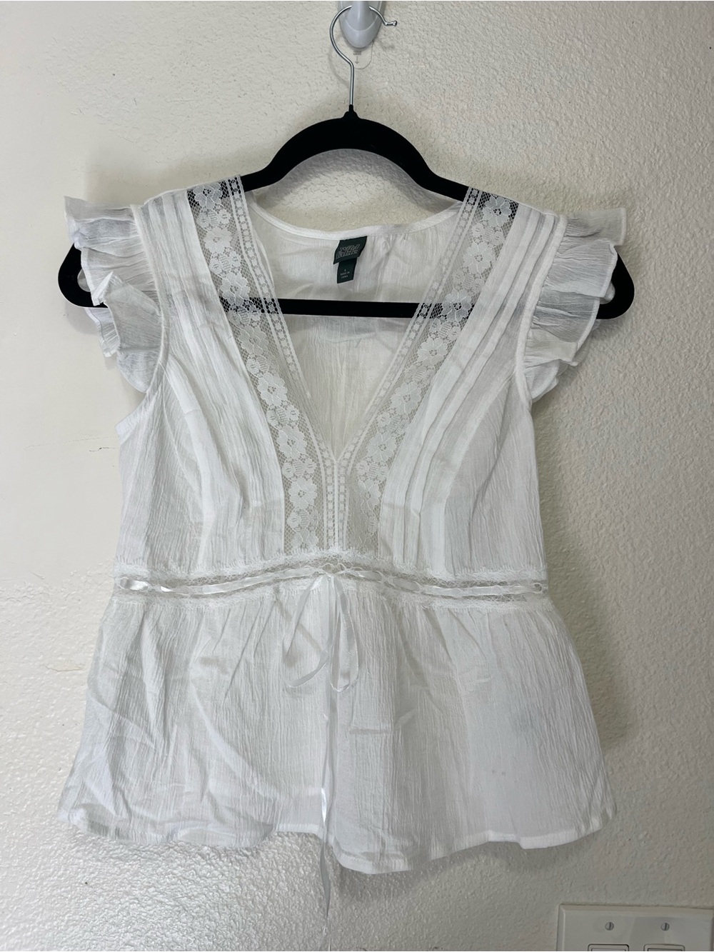 wild fable White Lace-Trim Peplum Flutter Sleeve Top